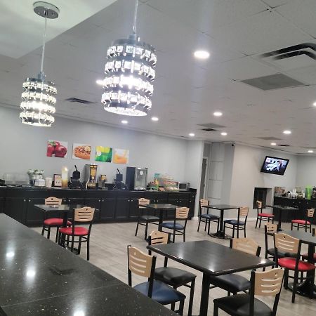 Quality Inn Terre Haute University Area Esterno foto