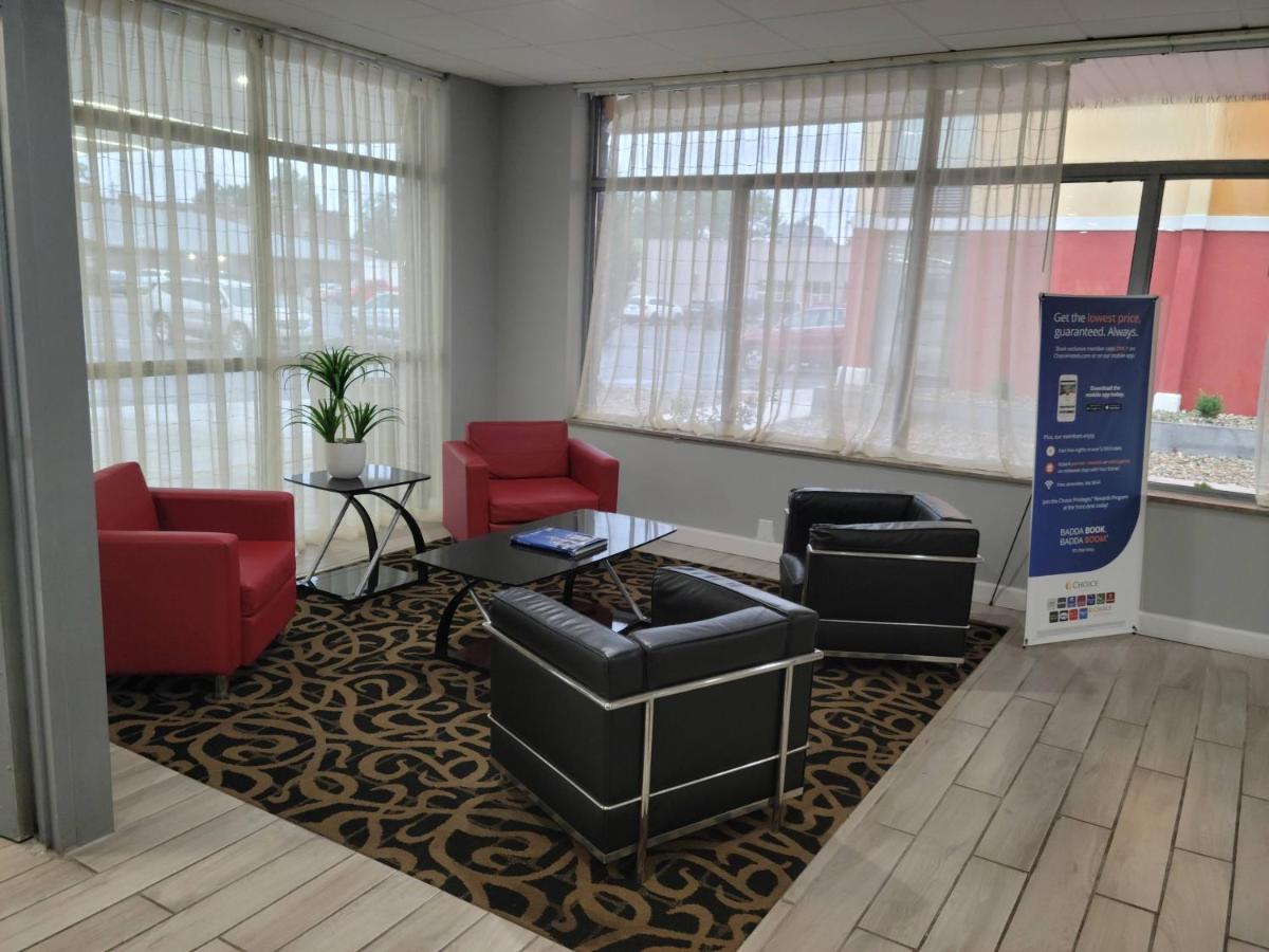 Quality Inn Terre Haute University Area Esterno foto