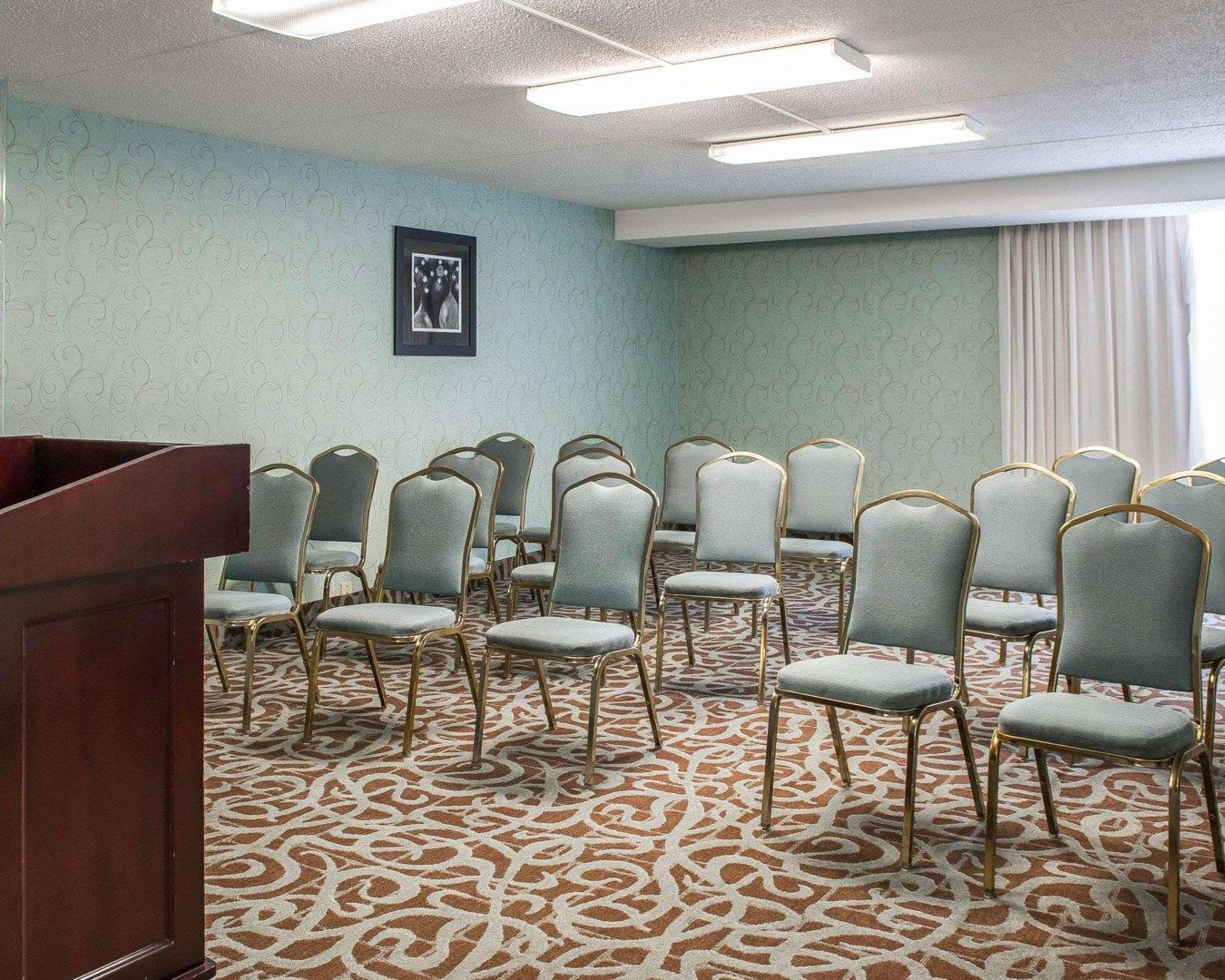Quality Inn Terre Haute University Area Esterno foto