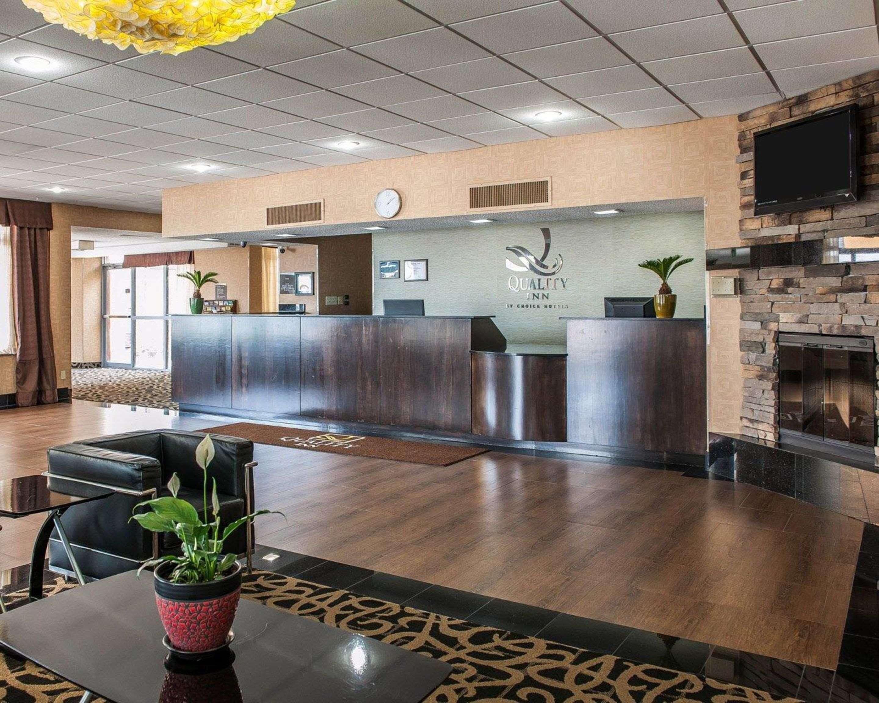 Quality Inn Terre Haute University Area Esterno foto